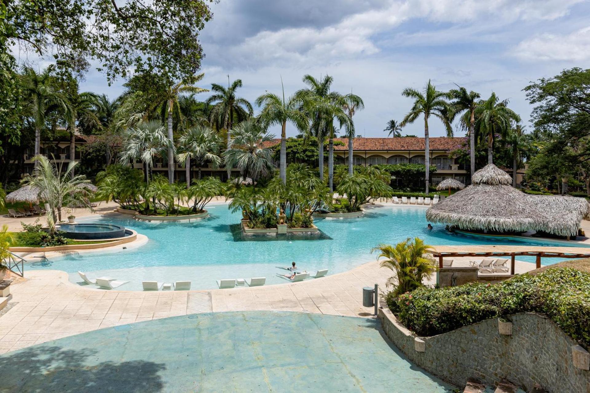 Matapalo 103- 2 Bedroom Poolside Condo At タマリンド エクステリア 写真